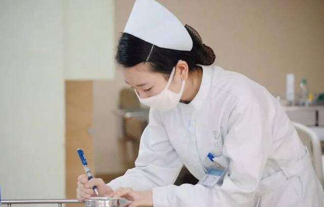 o팣I(y)Ќ+󌣣